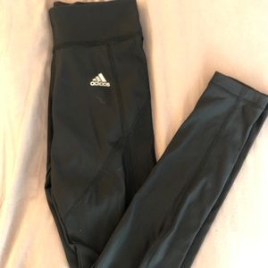 Black workout leggings